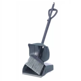 Совок-ловушка с крышкой и ручкой